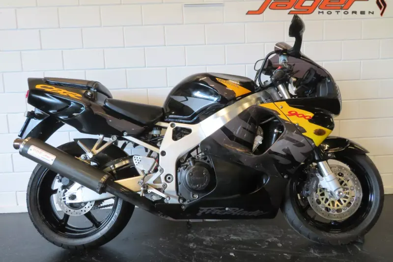 Honda CBR 900 RR Fireblade (1996)