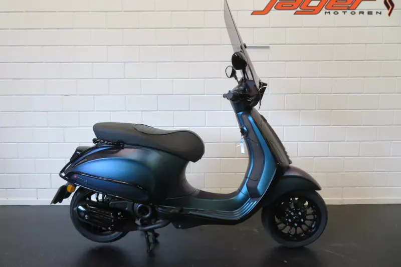 Vespa Sprint 50 (2021)