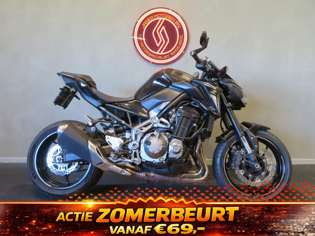 Kawasaki Z900 Z900 ABS BLACK EDITION TOP! (2017) — foto 1