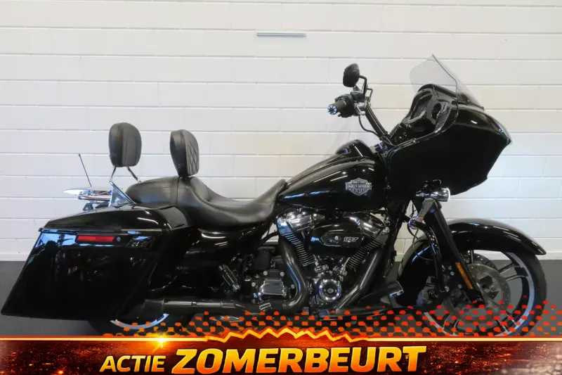 Harley-Davidson Road Glide FLTRXS M8 GAAFE BIKE! (2017)