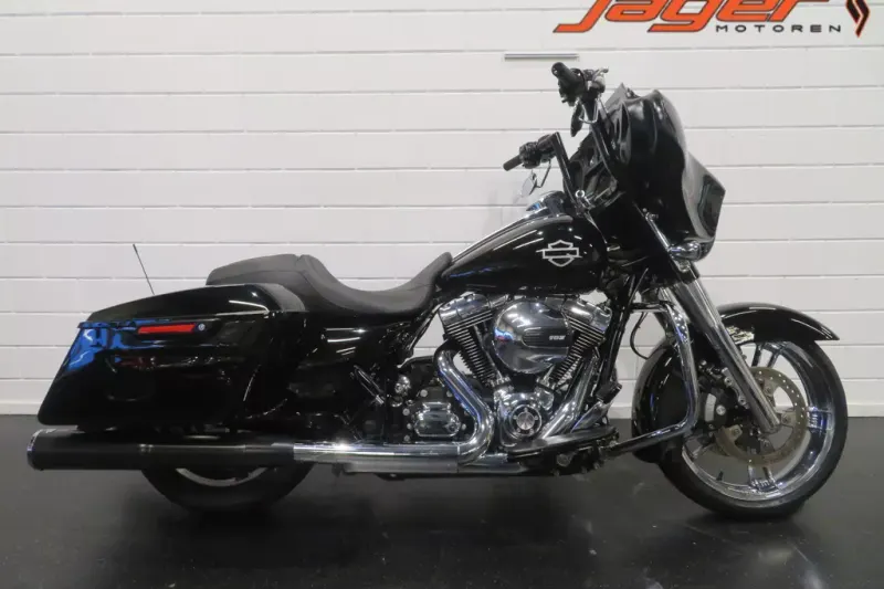 Harley-Davidson Street Glide (2016)
