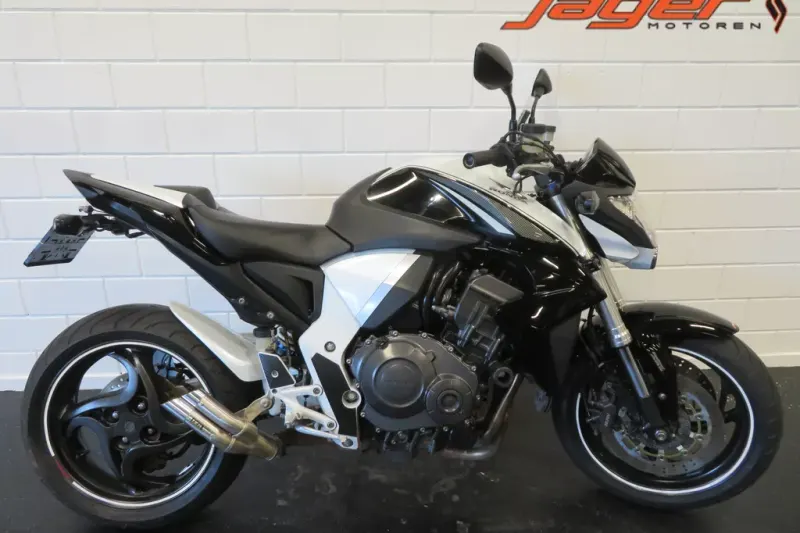 Honda CB1000R (2015)