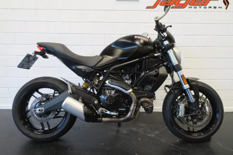 Ducati Monster 797 (2017)