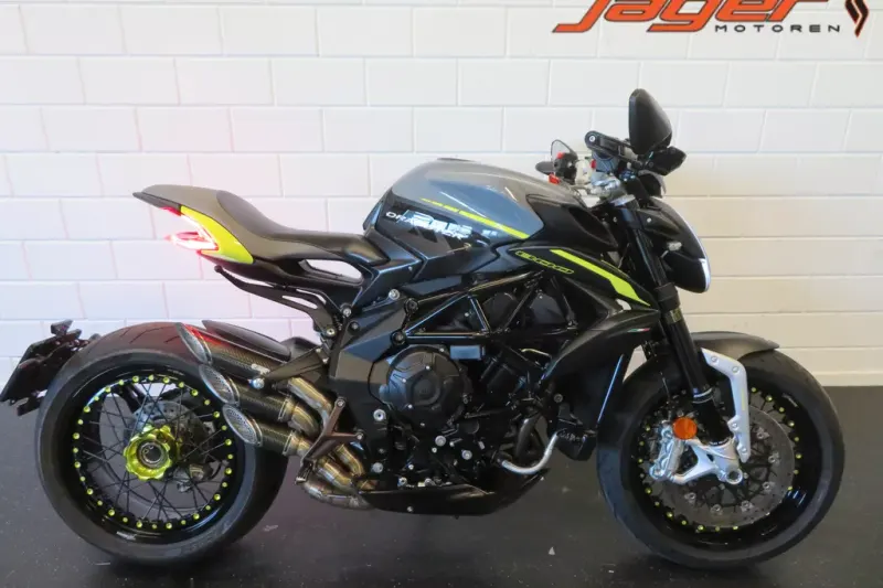 MV Agusta Dragster 800 (2018)