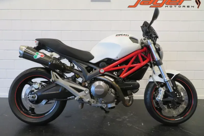 Ducati Monster (2008)