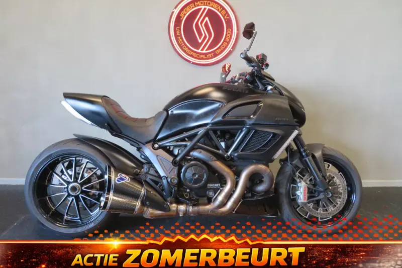 Ducati Diavel BLACK-EDITION!! TERMIONI (2013)