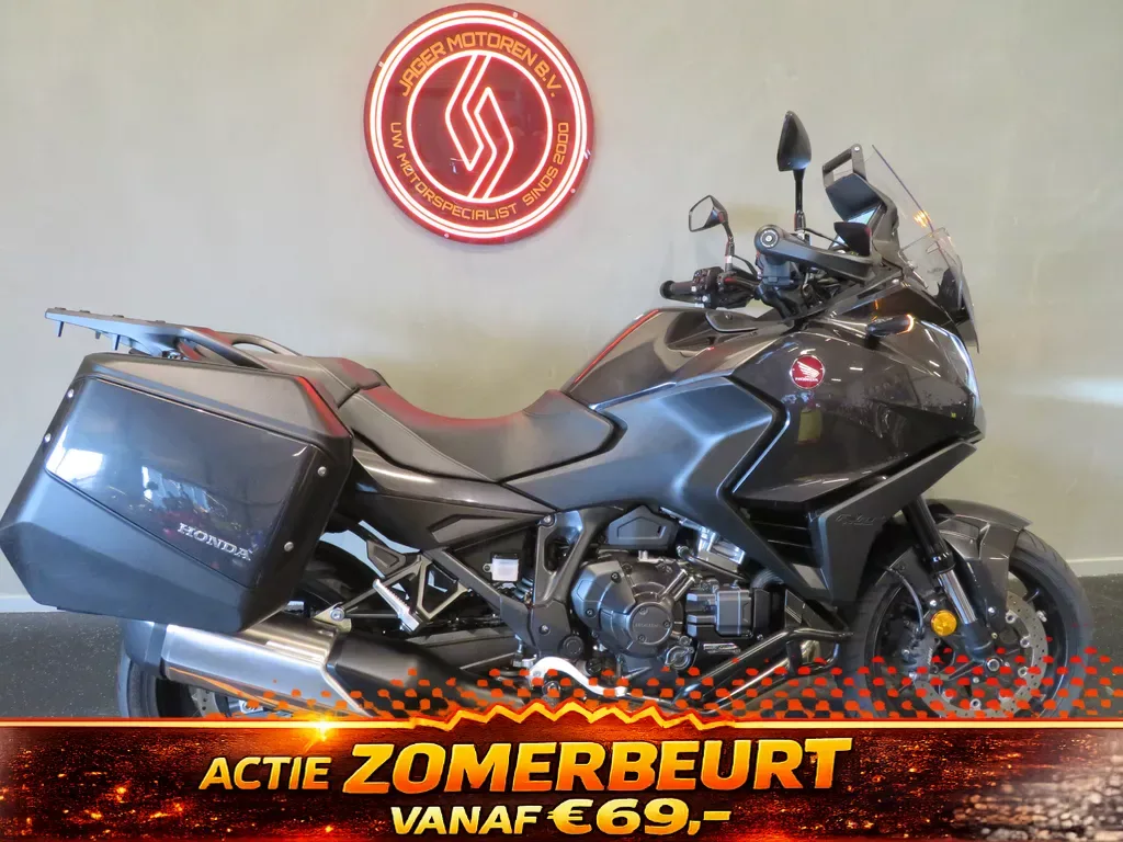 Honda NT 1100 DCT BLACK-EDITION KOFFERS (2023) — foto 1