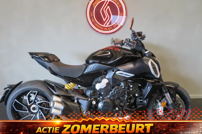 Ducati Diavel V4 BLACK EDITION! PERFECT (2024)