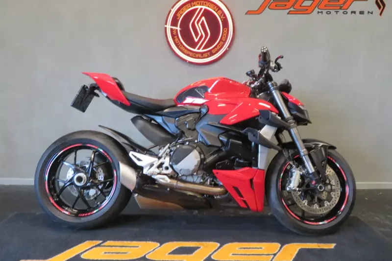 Ducati Streetfighter V2 (2022)