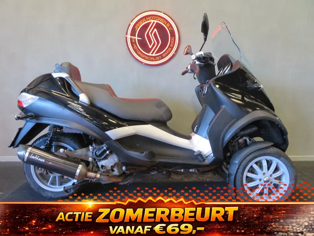 Piaggio MP3 400 LT MET VOETREM! (2009) — foto 1