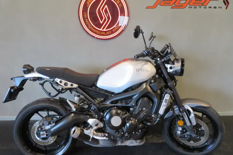 Yamaha XSR900 (2016)