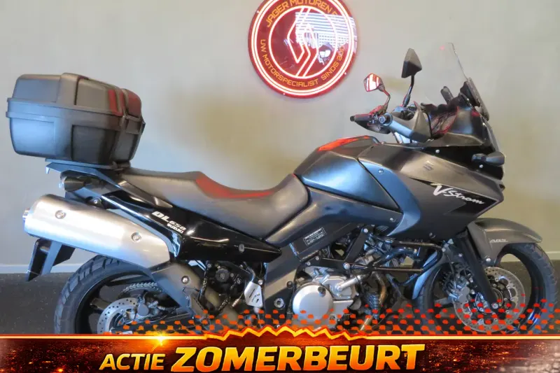 Suzuki V-Strom DL 650 BLACK RHINO TOP! (2007)