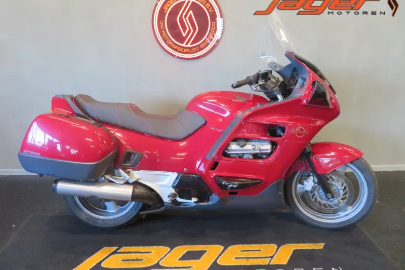 Honda ST 1100 PAN European (1996)