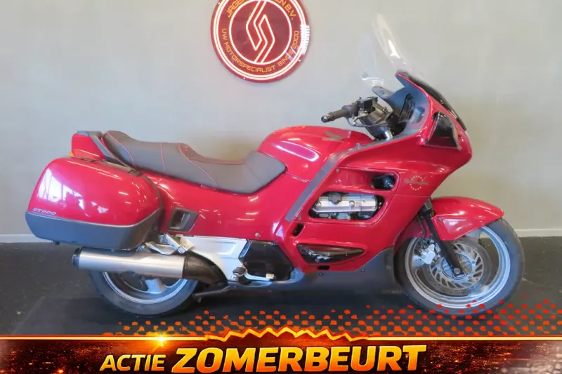 Honda ST 1100 PAN European (1996)
