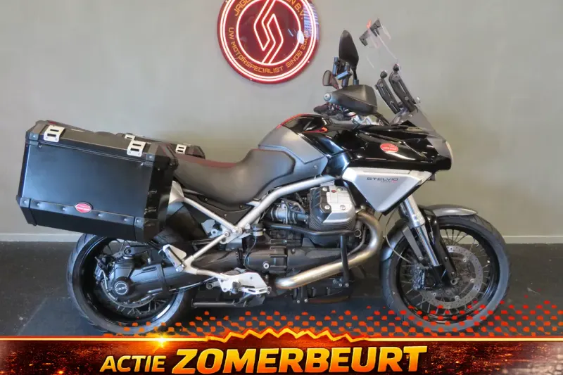 Moto Guzzi Stelvio 1200 (2010)