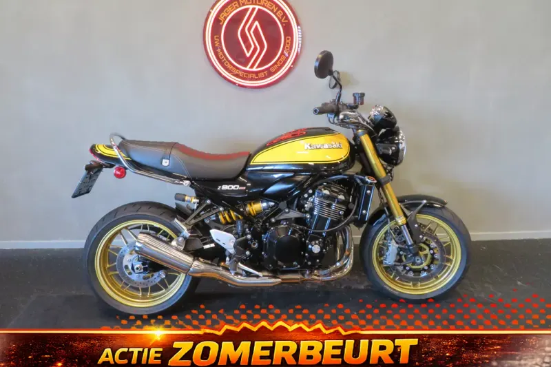 Kawasaki Z900RS (2024)