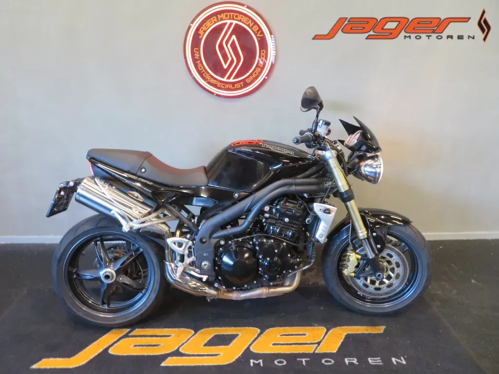Triumph Speed Triple 1050 (2007) — foto 1