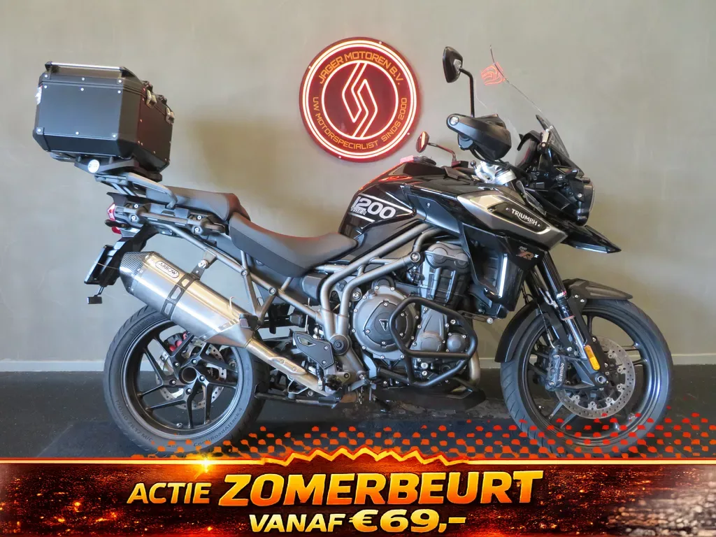 Triumph Tiger 1200 EXPLORER XC (2018) — foto 1