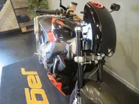 Aprilia Tuono 1000 R (2006) — foto 1