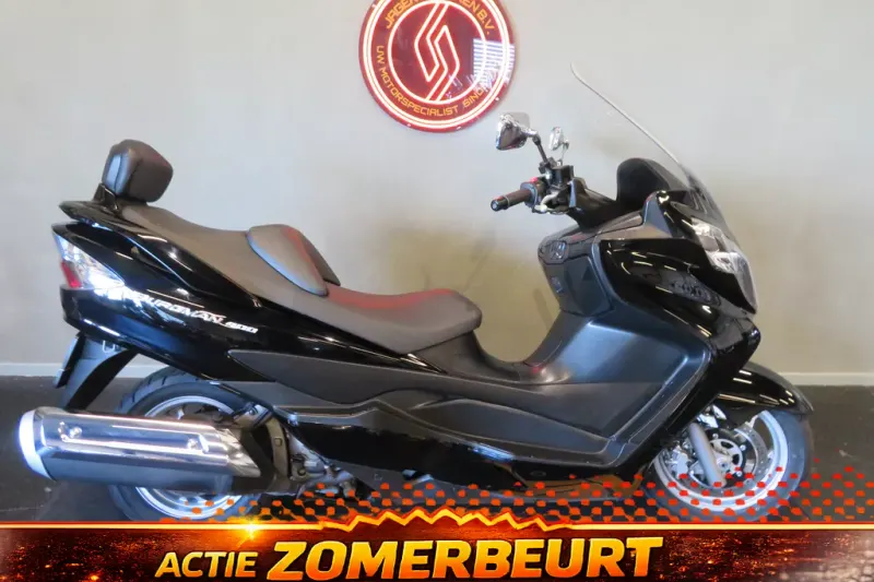 Suzuki Burgman AN 400 (2008)