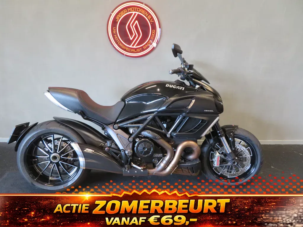 Ducati Diavel (2011) — foto 1