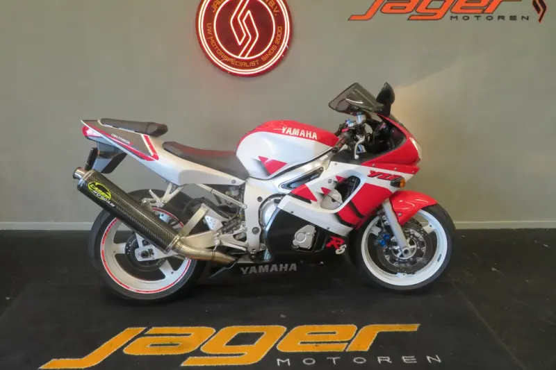 Yamaha YZF-R6 (1999)