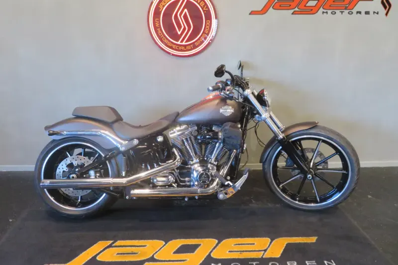 Harley-Davidson Breakout (2014)