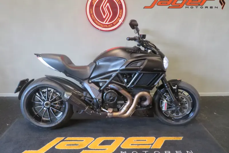 Ducati Diavel (2014)