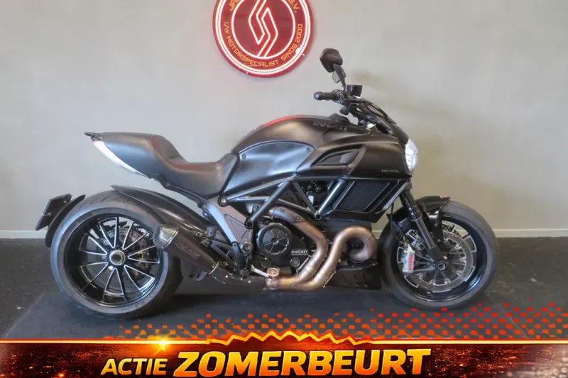 Ducati Diavel (2014)