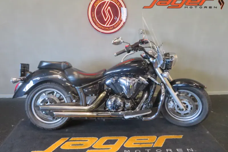 Yamaha XVS 1300 A Midnight Star (2007)