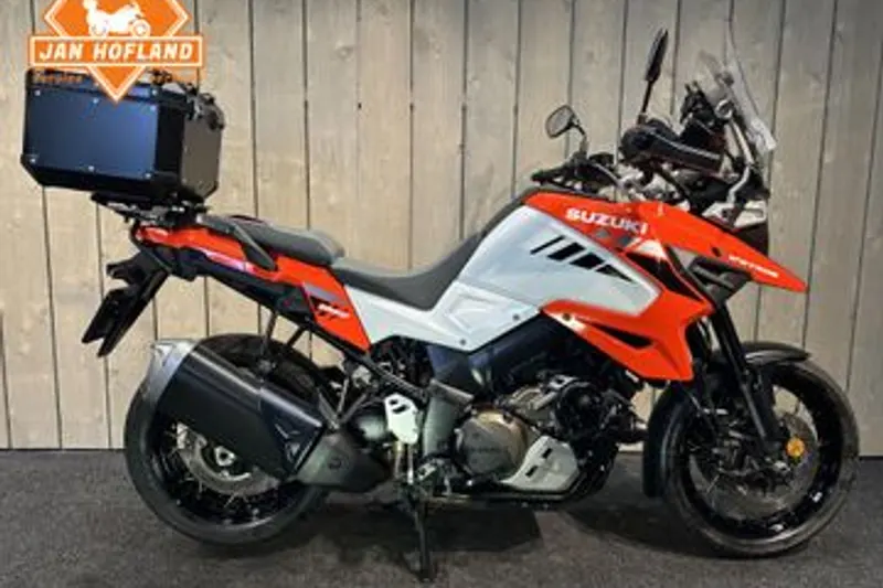 Suzuki V-Strom (2023)