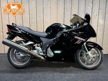 Honda CBR 1100 XX Super Blackbird (2003) — foto 1