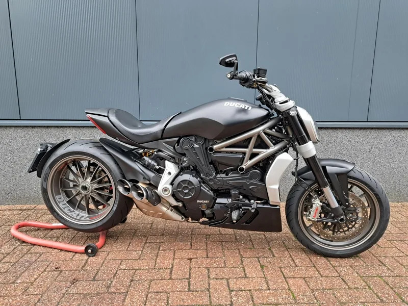 Ducati X diavel (2016) — foto 1