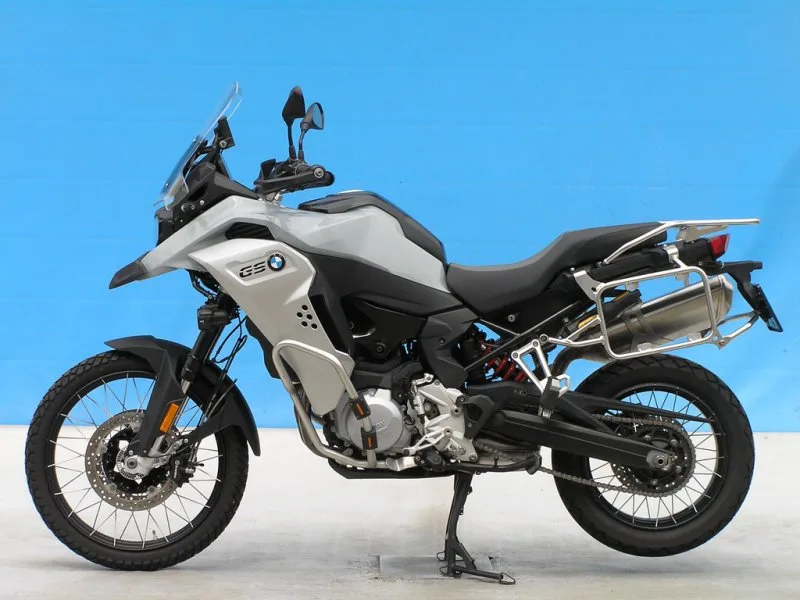BMW ADVENTURE (2021) — foto 1