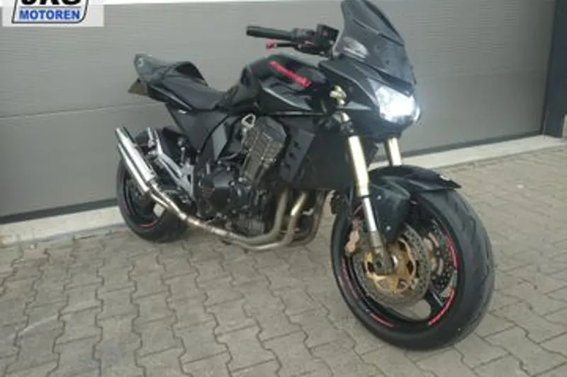 Kawasaki Z1000 (2004)