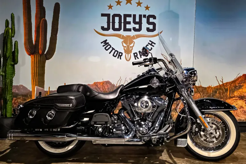 Harley-Davidson Flhrc Road King Classic Touring (2009)