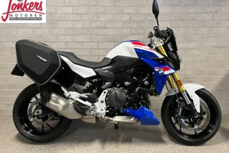 BMW F 900 R (2025)