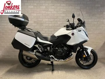 Honda NT 1100 (2024) — foto 1