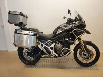 Triumph Tiger 1200 Rally Pro (2022) — foto 1