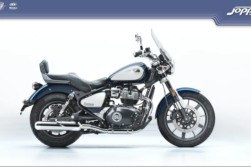 Royal Enfield Super Meteor 650 (2023)