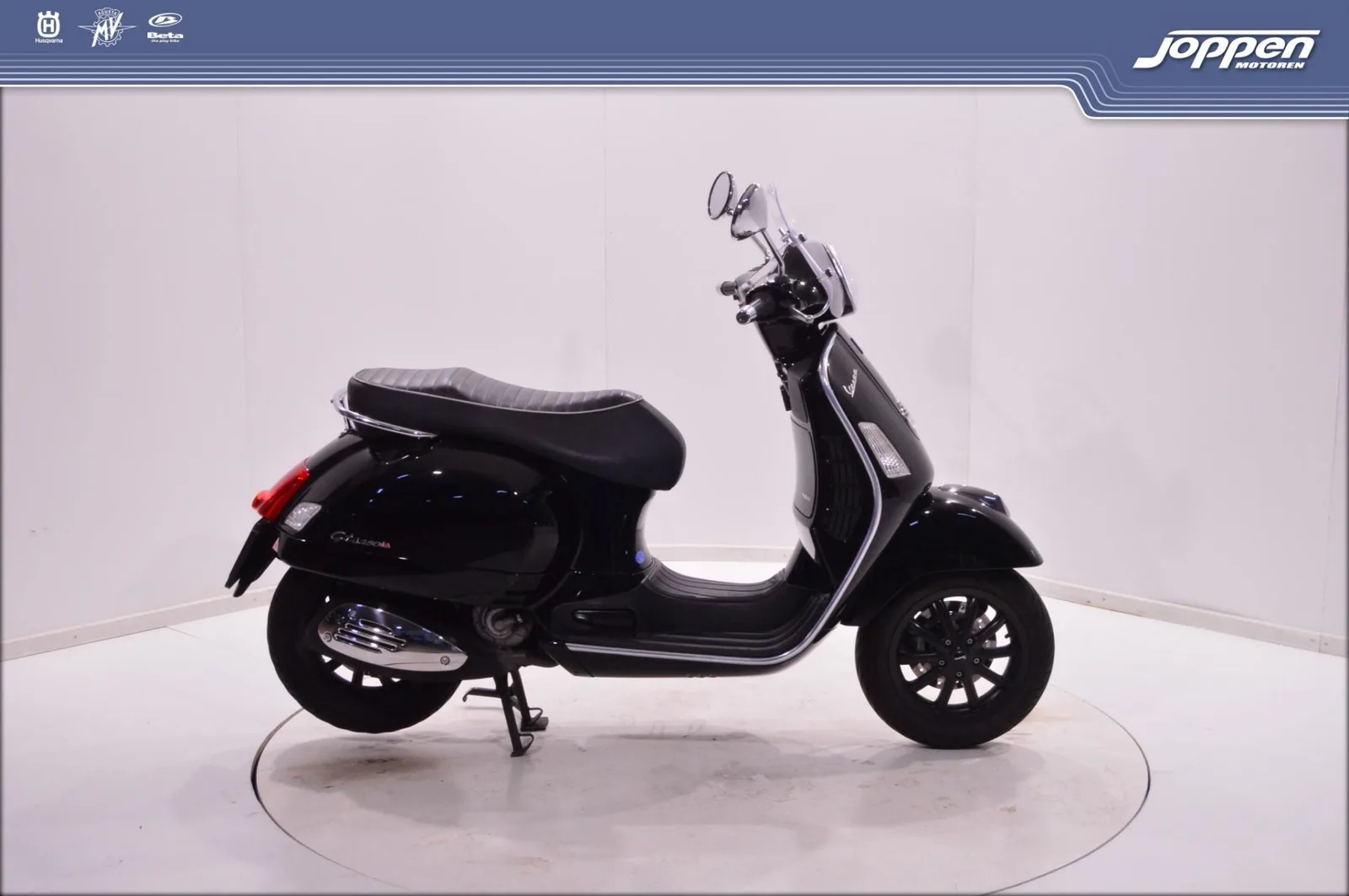 Vespa 250 GTS (0) — foto 1