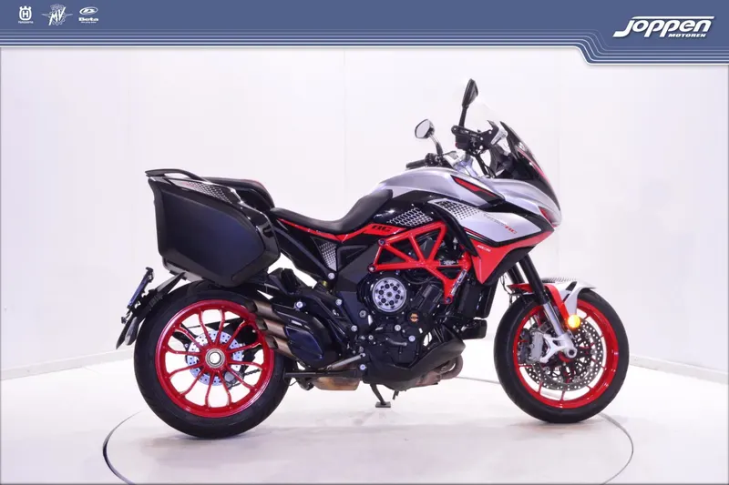 MV Agusta Turismo Veloce (2021)