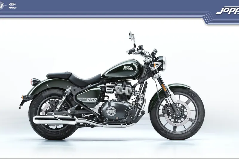Royal Enfield Super Meteor 650 (2024)
