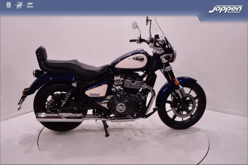 Royal Enfield SuperMeteor650 Celestial (2025)