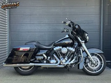 Harley-Davidson Street Glide Flhxi (2010) — foto 1