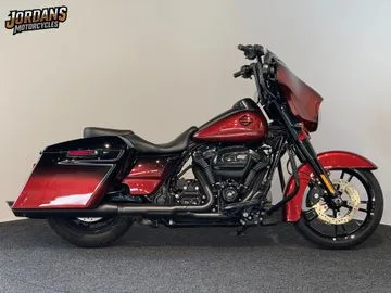 Harley-Davidson Street Glide Special (2018) — foto 1