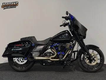 Harley-Davidson Street Glide ST (2022) — foto 1