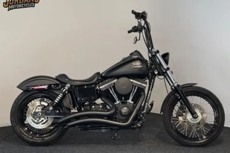Harley-Davidson Street Bob (2014)