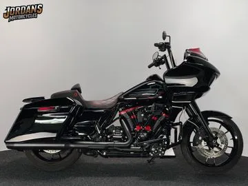 Harley-Davidson Road Glide (2023) — foto 1
