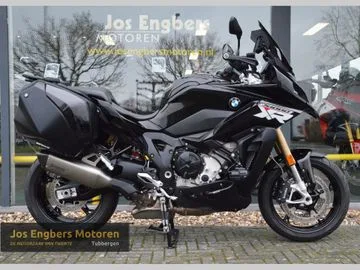 BMW S 1000 XR (2024) — foto 1